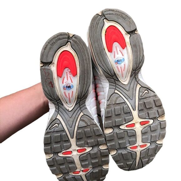 Rare 2019 Nike Air Max Tailwind 4 Red Orbit Size 7.5 - Picture 4 of 16